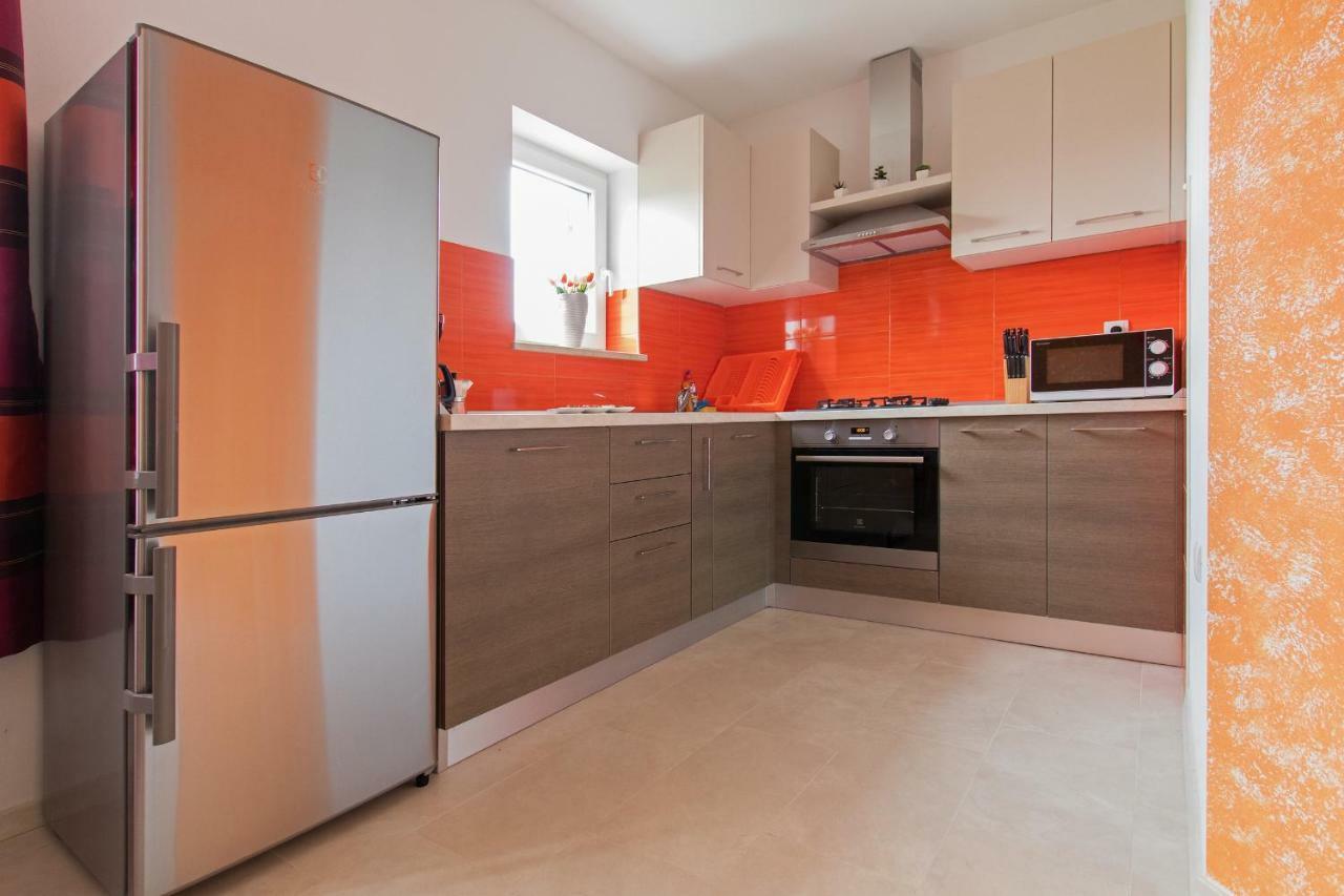 Apartment Valmas بولا المظهر الخارجي الصورة